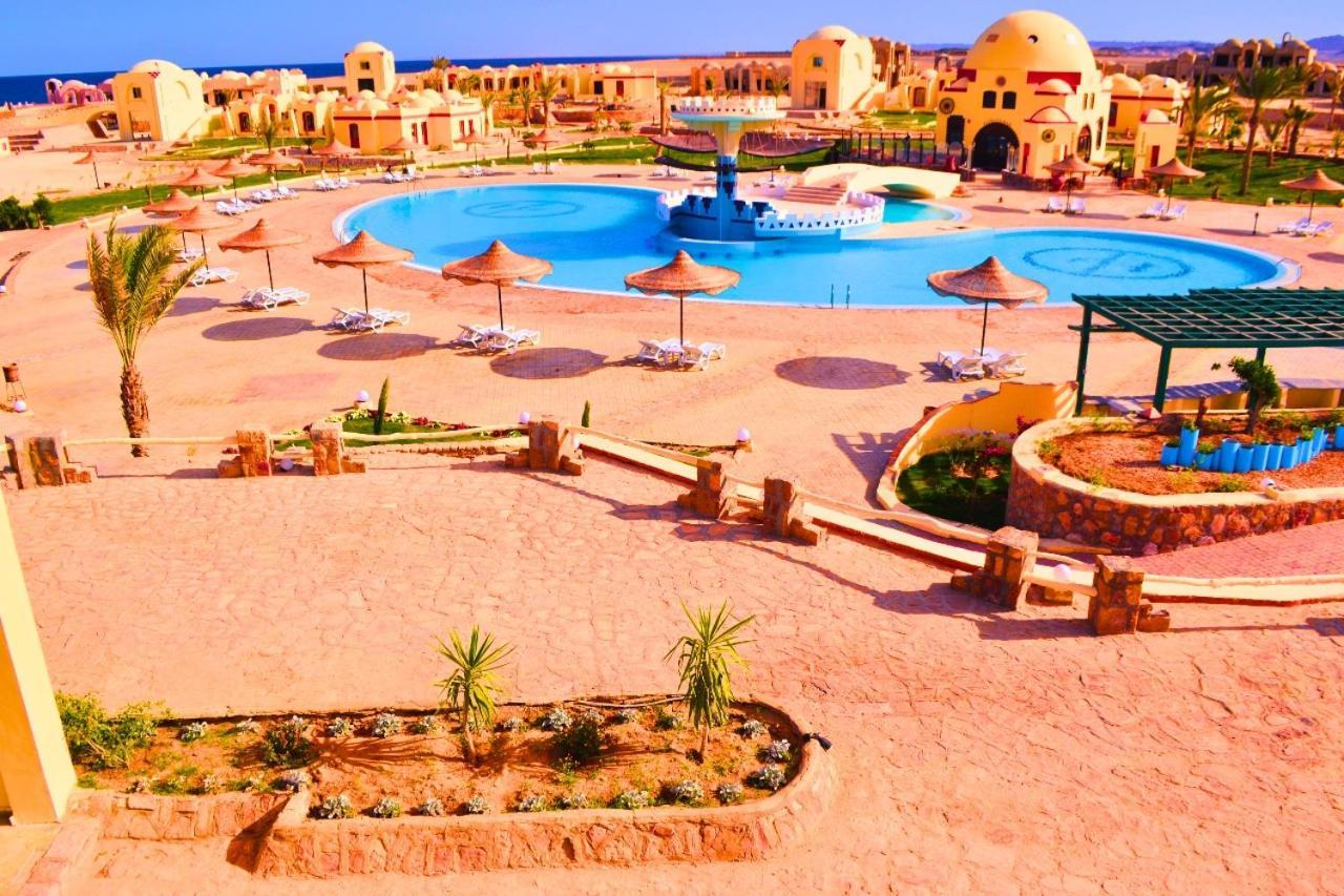 Hostmark Zabargad Beach Resort Abū Ghuşūn Bagian luar foto