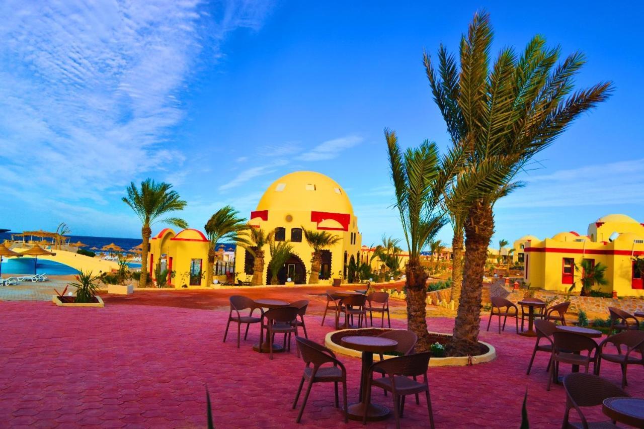 Hostmark Zabargad Beach Resort Abū Ghuşūn Bagian luar foto