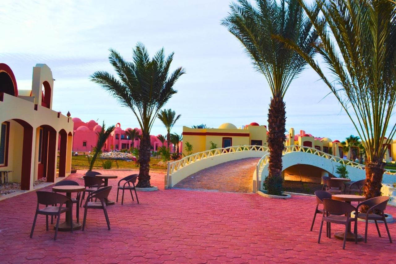 Hostmark Zabargad Beach Resort Abū Ghuşūn Bagian luar foto