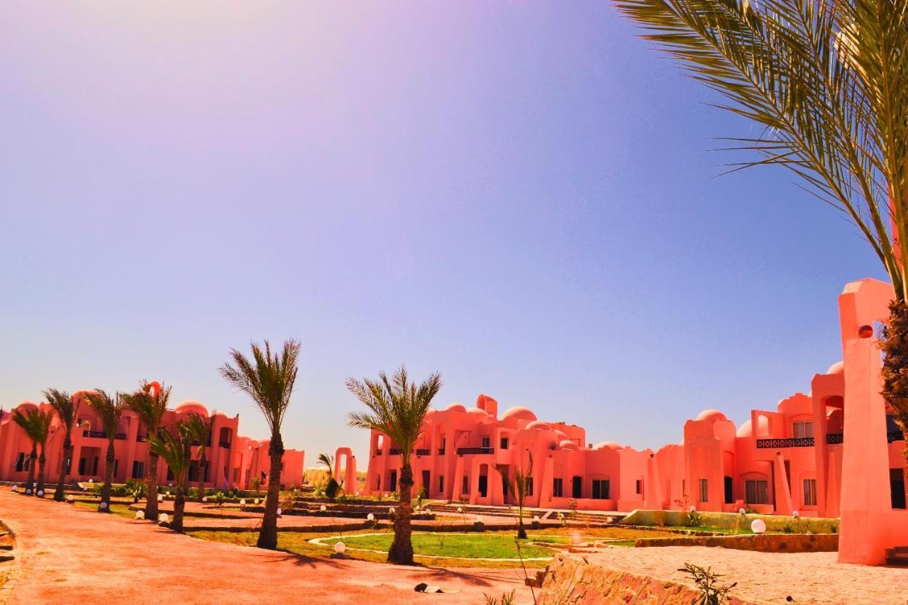 Hostmark Zabargad Beach Resort Abū Ghuşūn Bagian luar foto