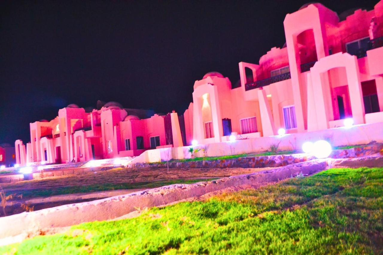 Hostmark Zabargad Beach Resort Abū Ghuşūn Bagian luar foto