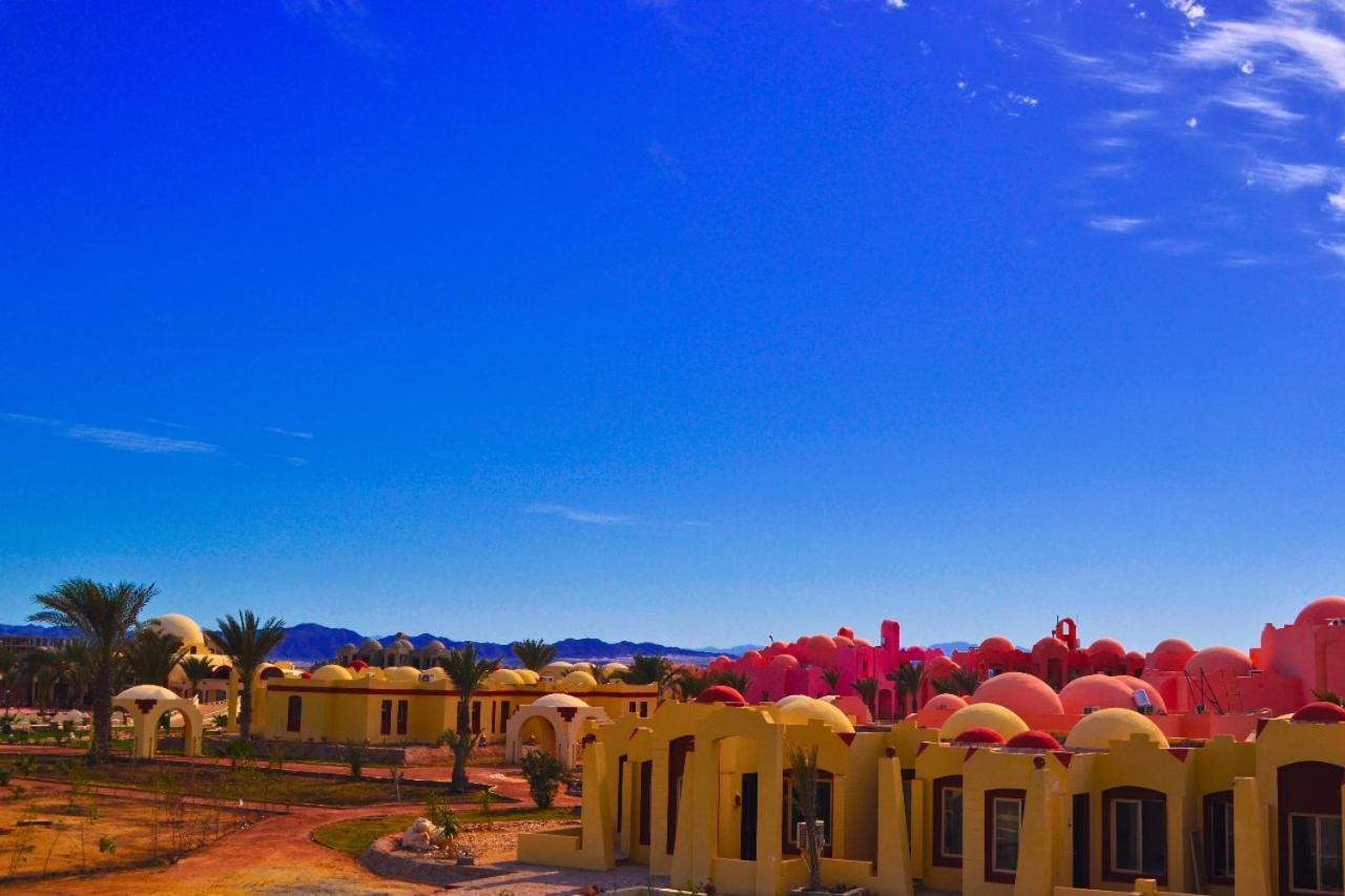 Hostmark Zabargad Beach Resort Abū Ghuşūn Bagian luar foto