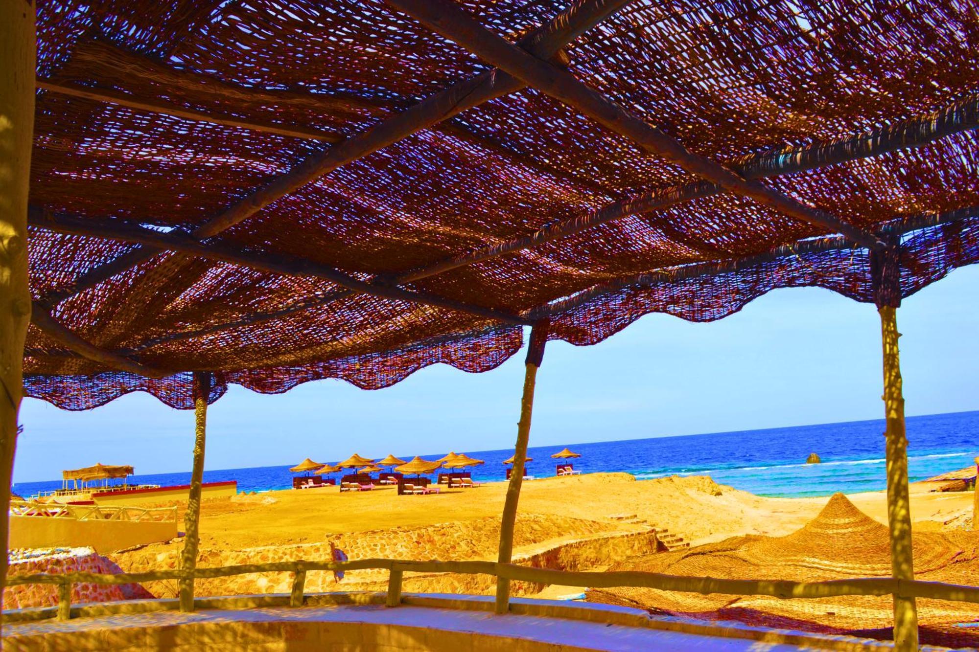 Hostmark Zabargad Beach Resort Abū Ghuşūn Bagian luar foto