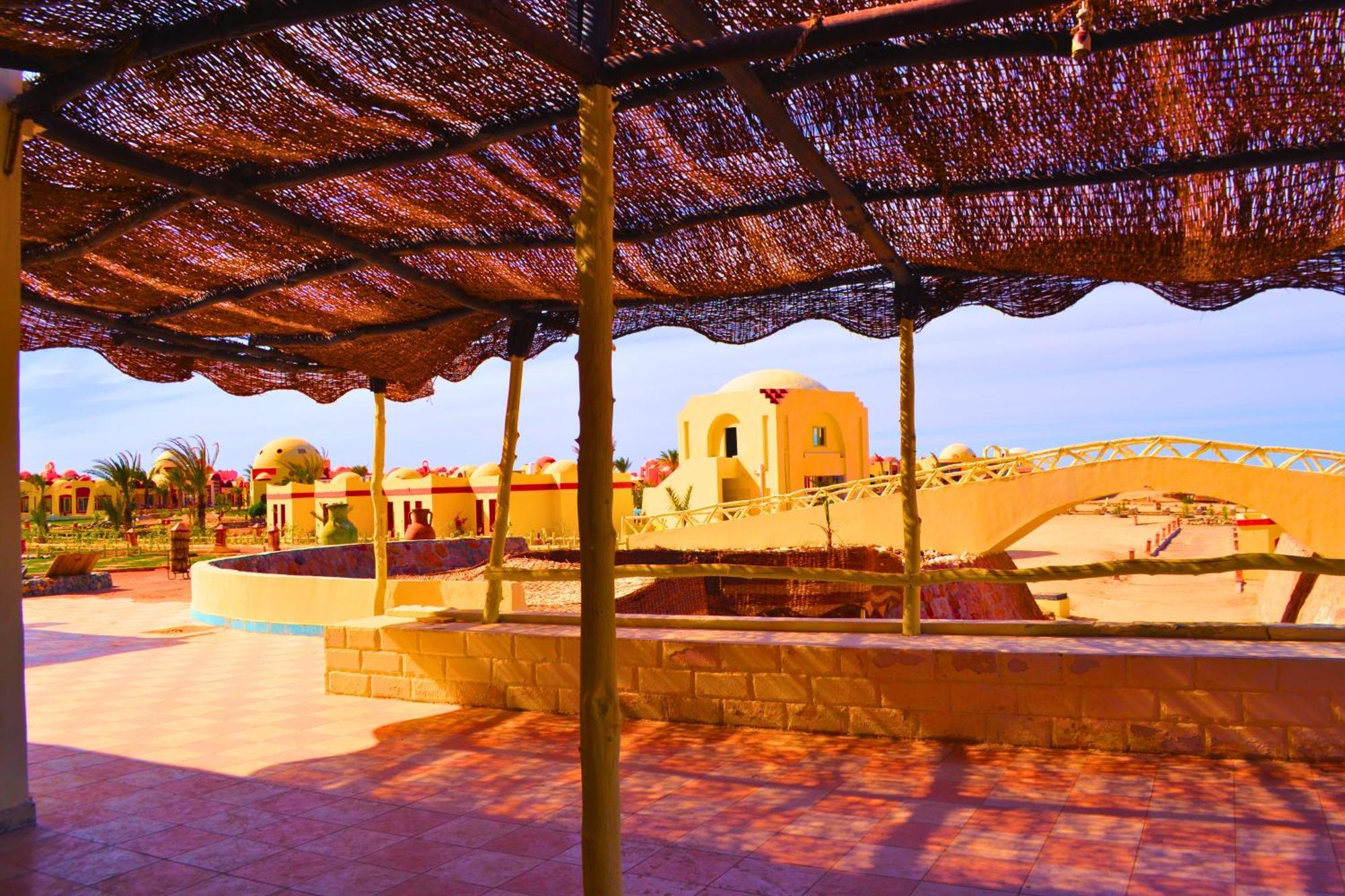 Hostmark Zabargad Beach Resort Abū Ghuşūn Bagian luar foto