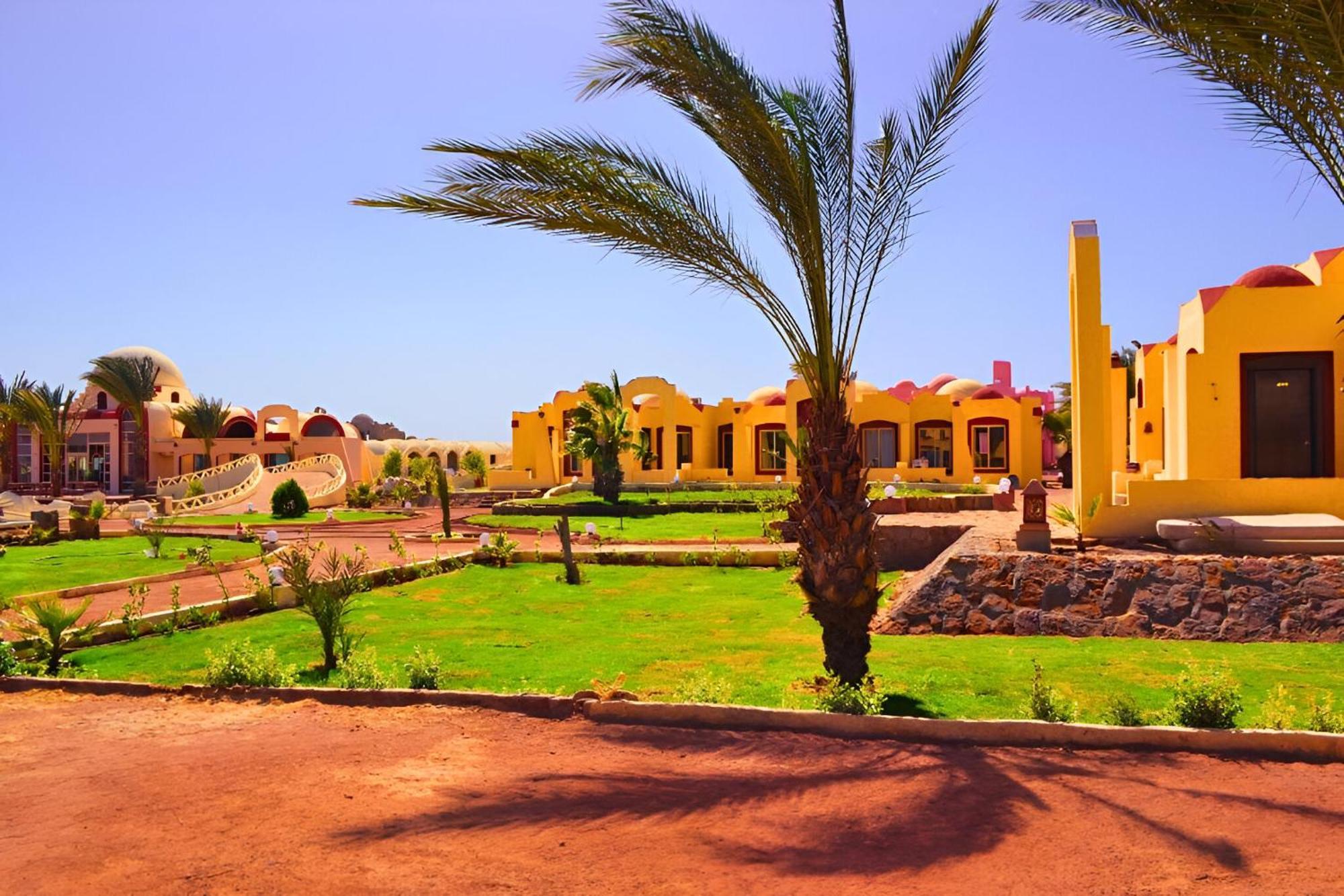 Hostmark Zabargad Beach Resort Abū Ghuşūn Bagian luar foto