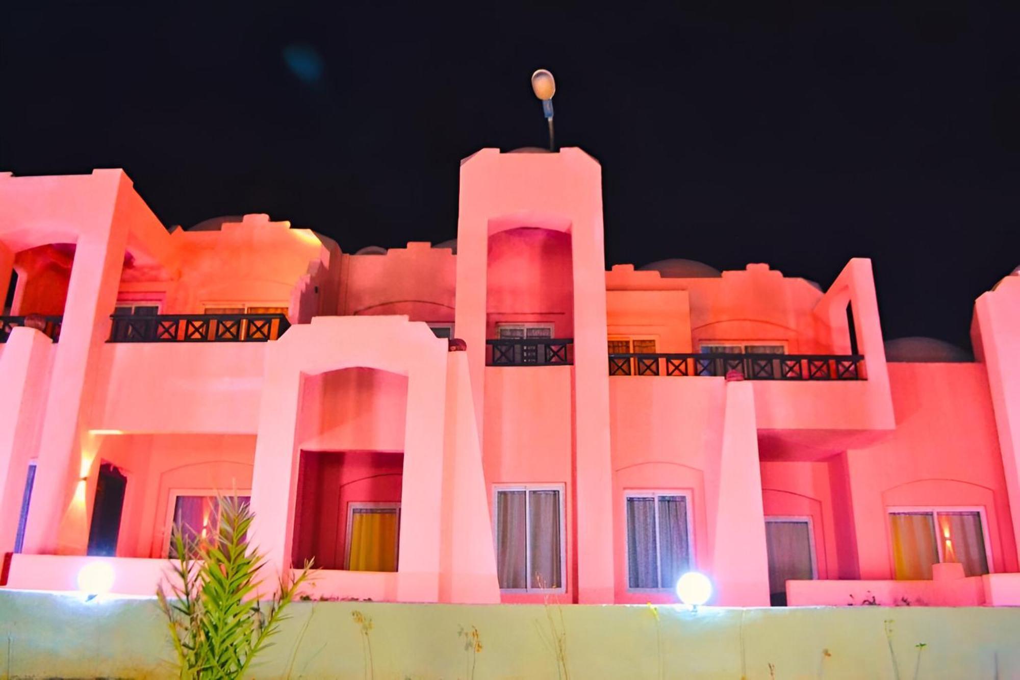 Hostmark Zabargad Beach Resort Abū Ghuşūn Bagian luar foto