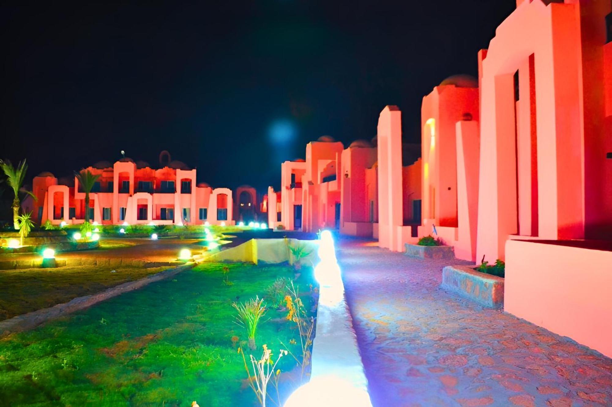 Hostmark Zabargad Beach Resort Abū Ghuşūn Bagian luar foto