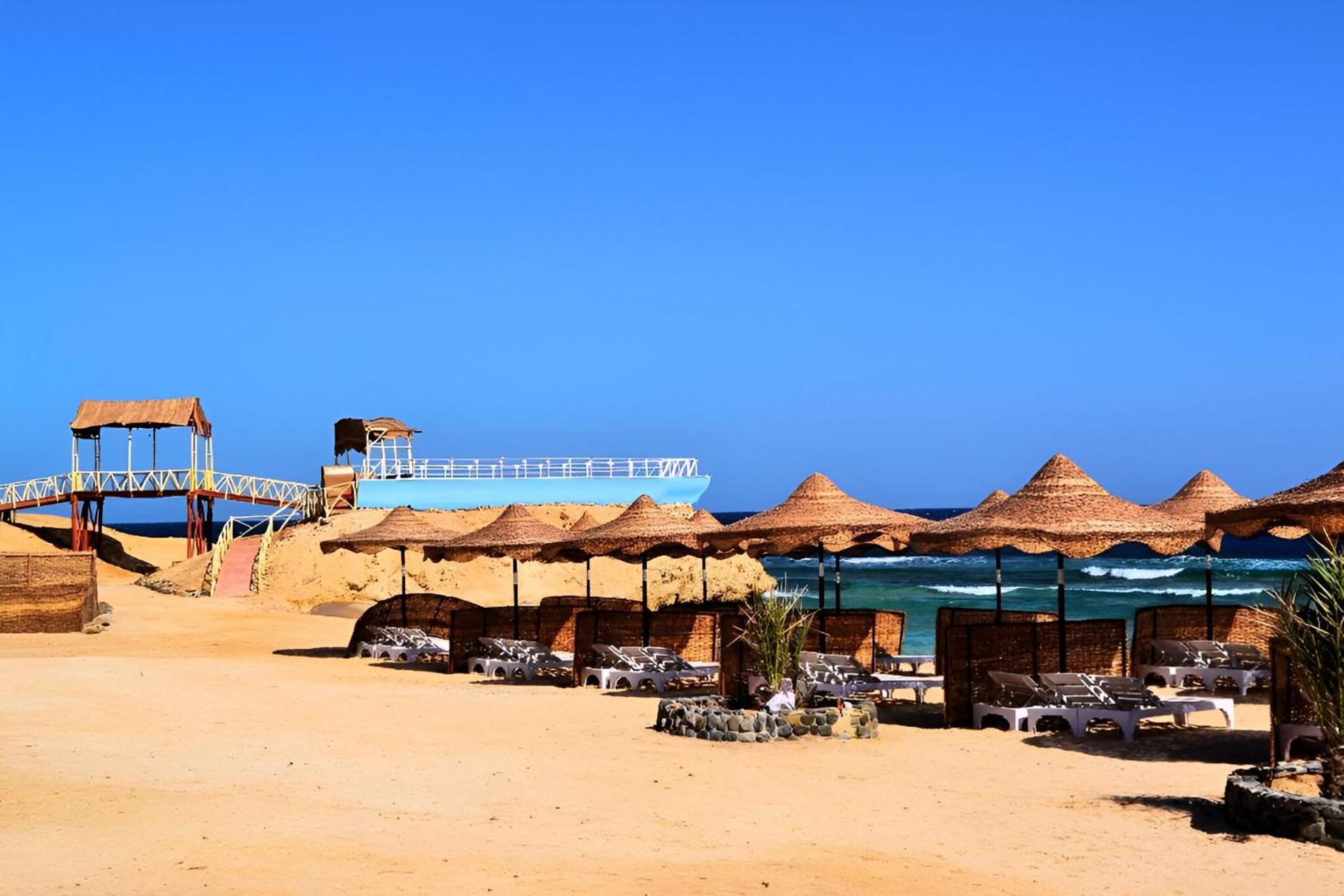 Hostmark Zabargad Beach Resort Abū Ghuşūn Bagian luar foto